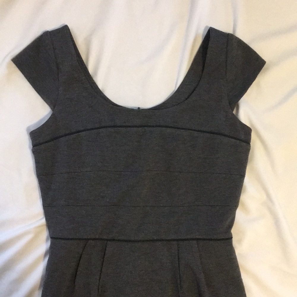 BCBG Work Dress with Pockets!